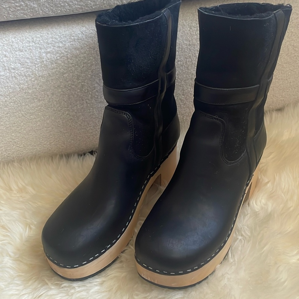 Swedish Hasbeen Black Clog Boots